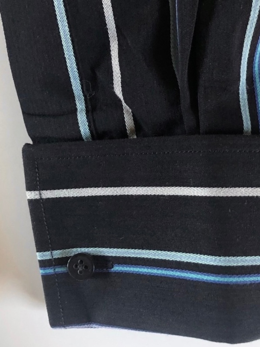 NWOT Report Collection Black with Blue Stripes Button Down Shirt L - Picture 4 of 5